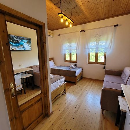 Jona Guest House Gjirokastra Kültér fotó