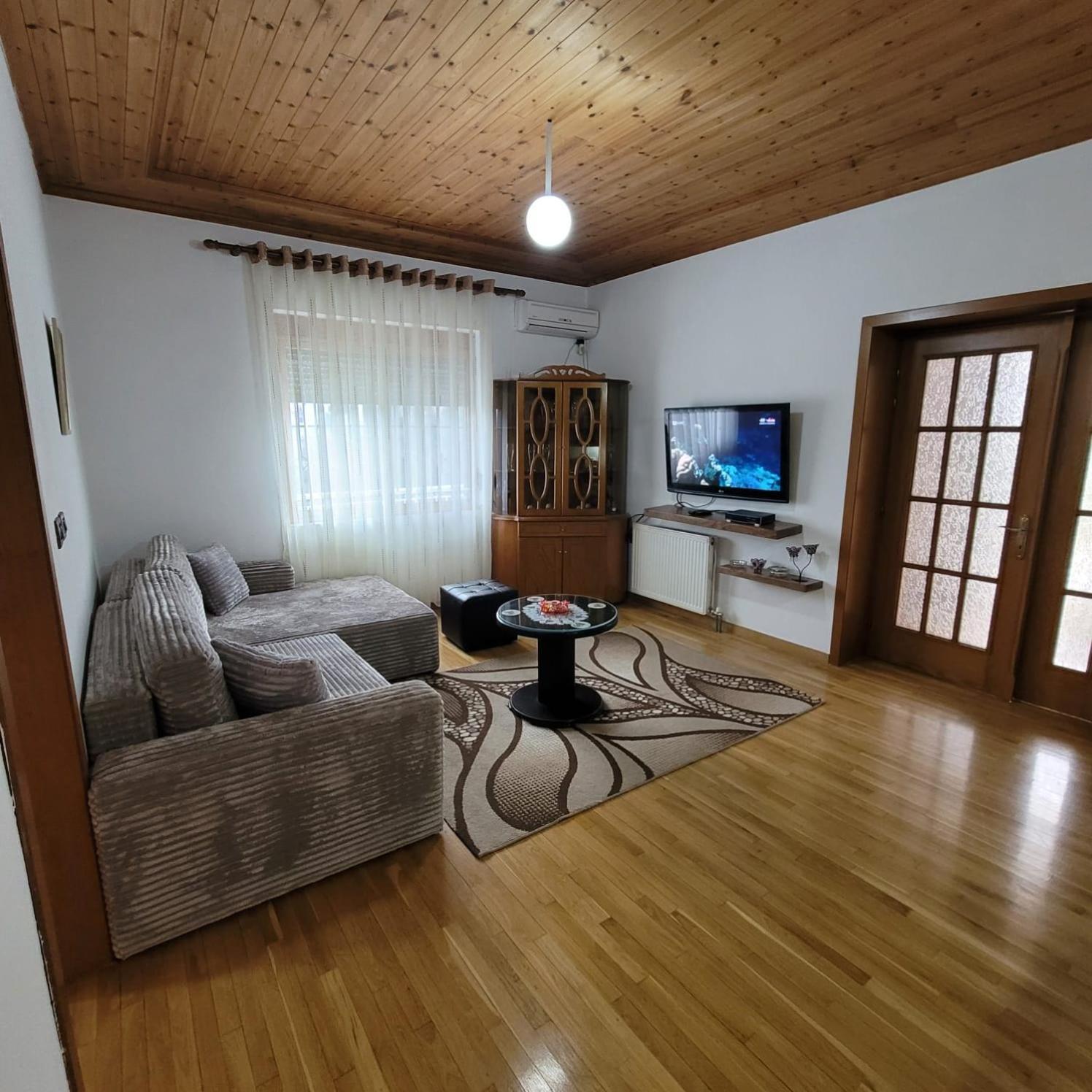 Jona Guest House Gjirokastra Kültér fotó