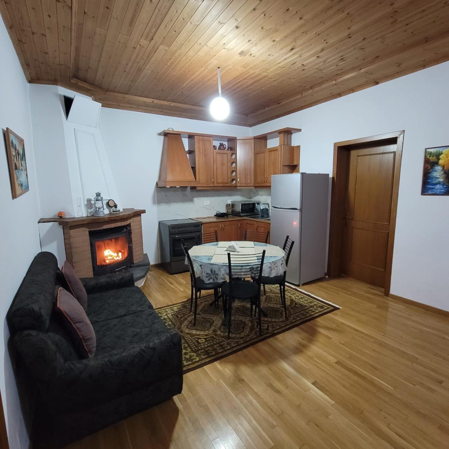 Jona Guest House Gjirokastra Kültér fotó