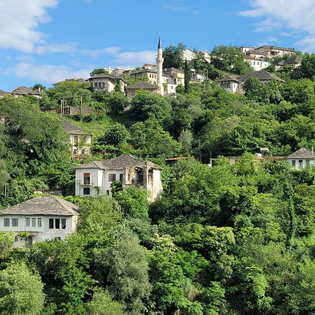 Jona Guest House Gjirokastra Kültér fotó