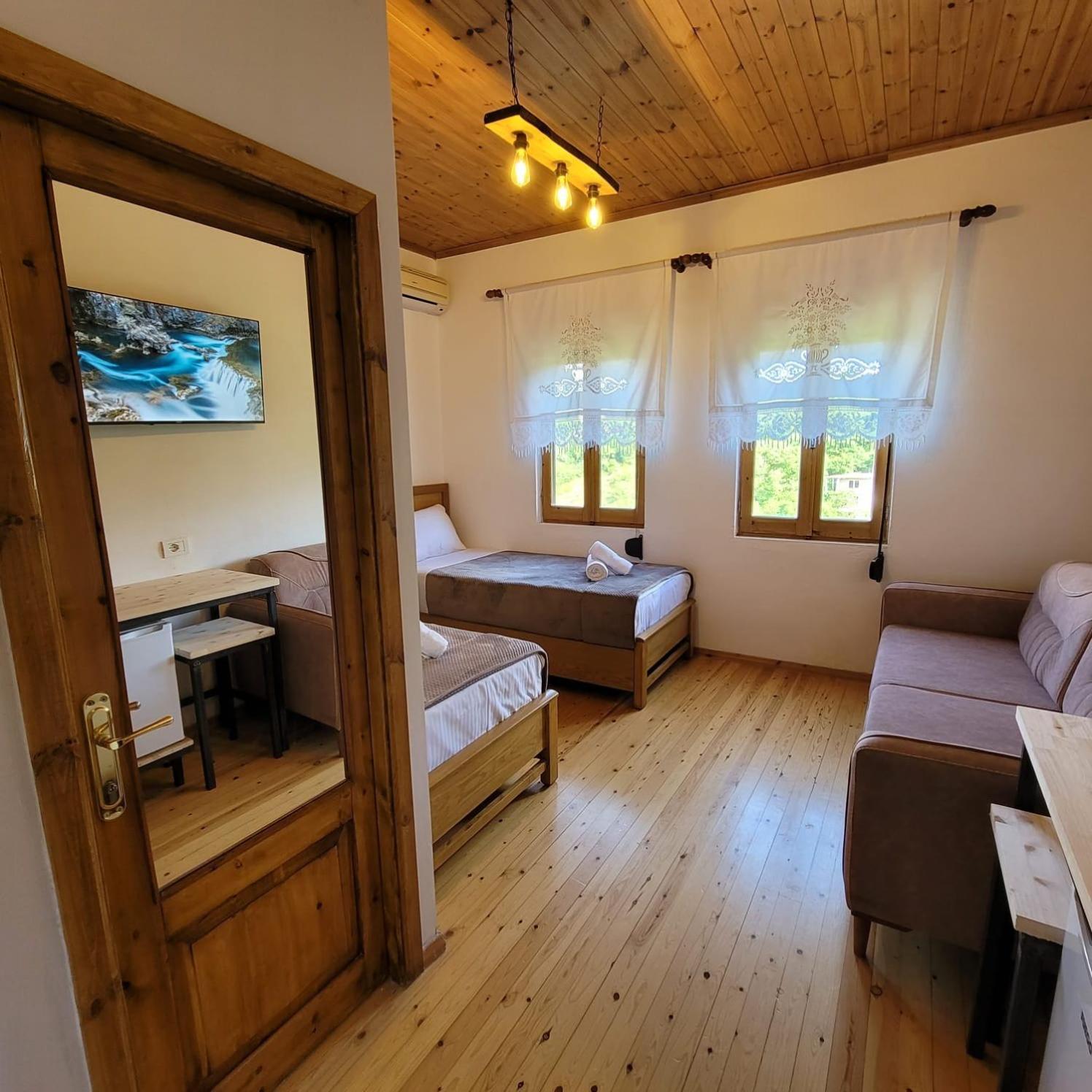 Jona Guest House Gjirokastra Kültér fotó